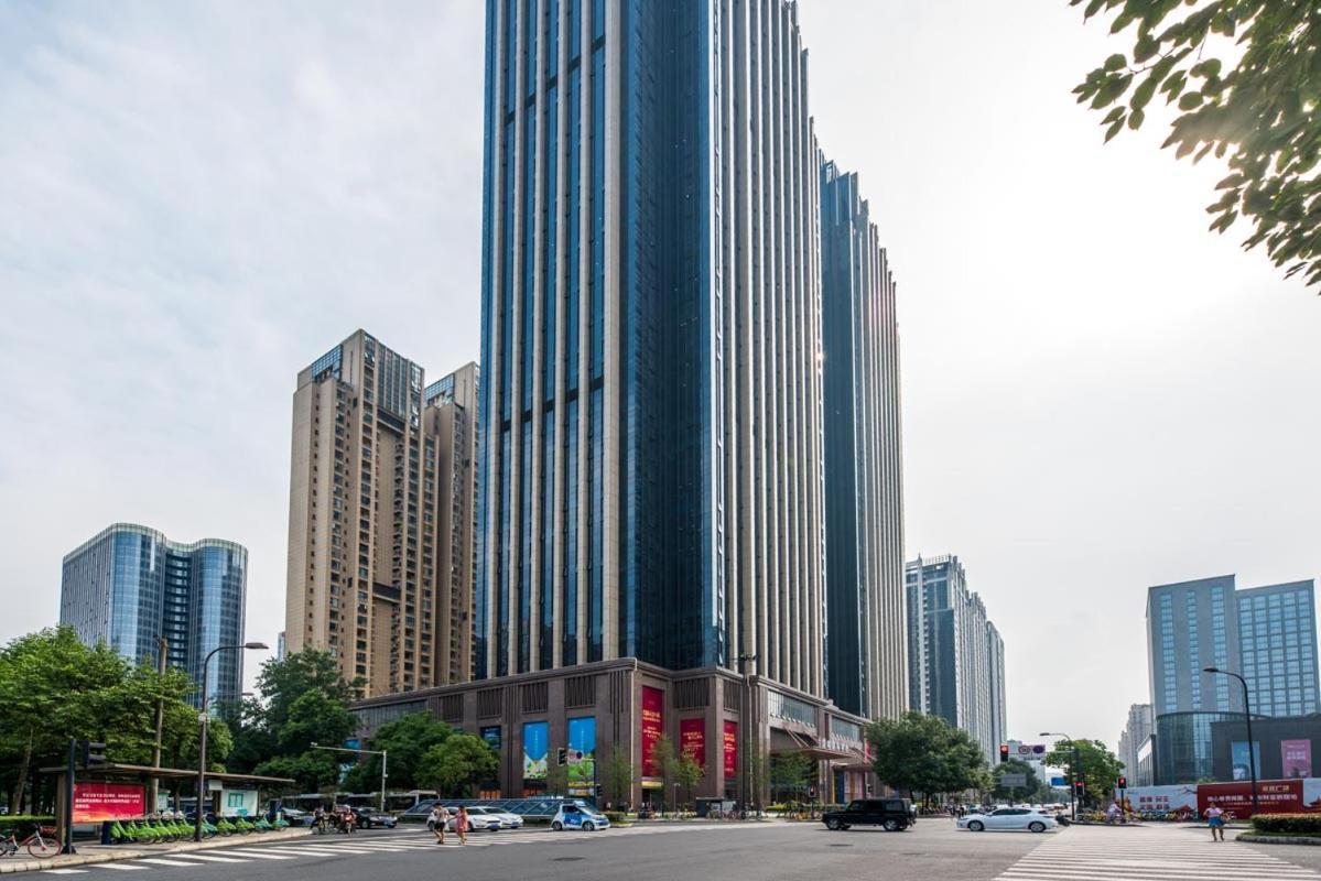 成都市高新区·环球中心·路客精品公寓·00139620 外观 照片